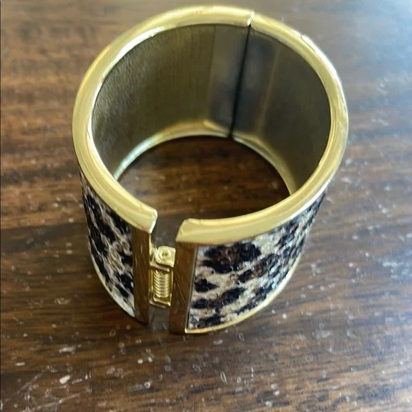 Leopard Print Gold Cuff Bracelet - Picture 6 of 7